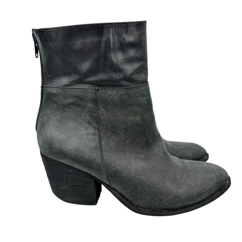 Jeffrey Campbell Rosmore gray nubuck leather zip ankle boots 7.5